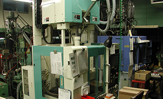 プラスチック成形・インサート成形の阿部製作所|東京都大田区 プラスチック成形・インサート成形の阿部製作所|東京都大田区